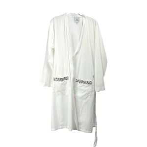 Yves Delorme Paris 100% cotton swiss dot embroidered robe Size M‎ white